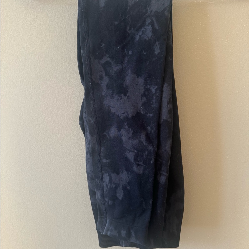 Yeoreo Black Tie-Dye Leggings